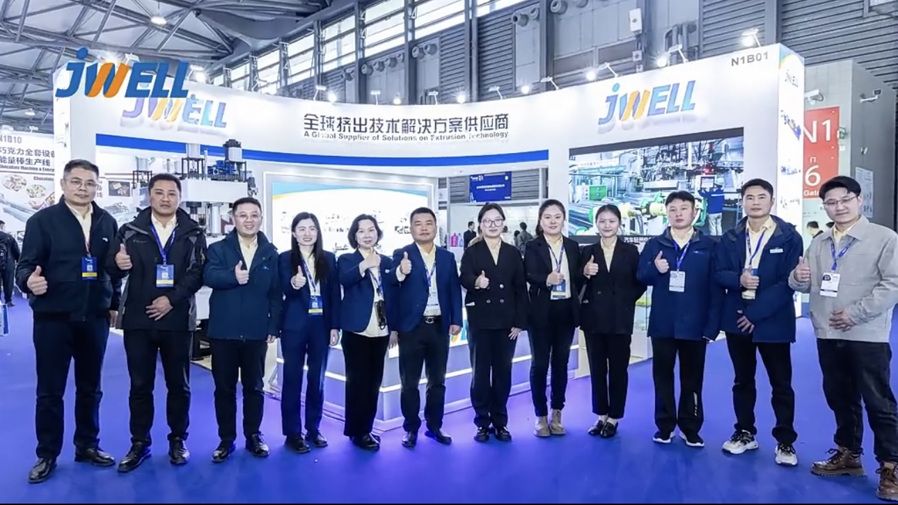 b712c462-0d6e-4cce-b05e-738c0de42b83