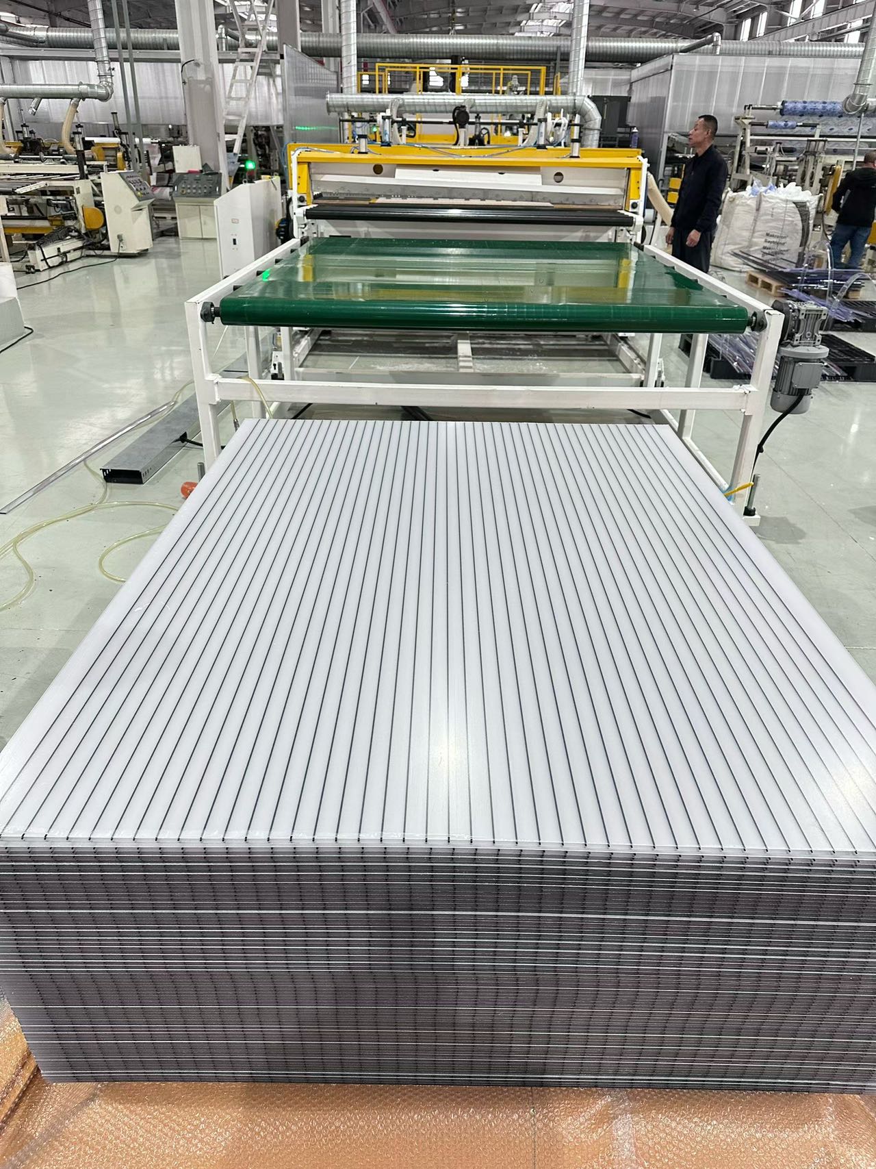 Jwell PC placa hueca/en forma de U/máquina extrusora de placa bloqueada en U máquina extrusora de placa hueca de plástico