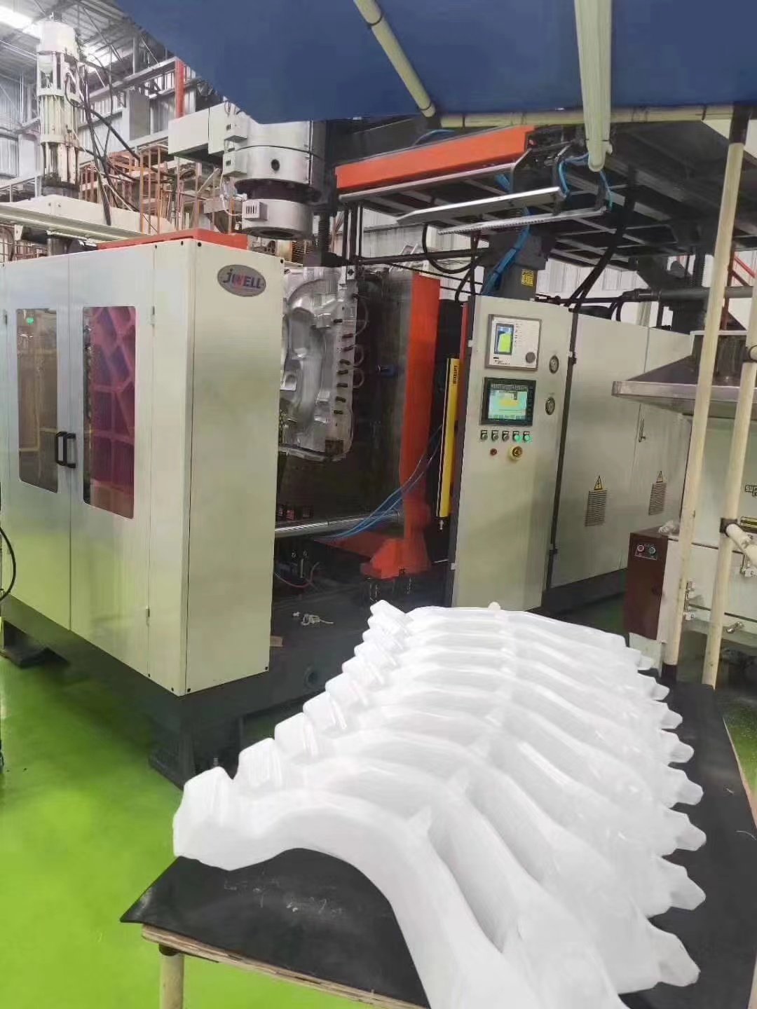 Máquina de moldeo por soplado tridimensional Jwell (robot) para conducto de aire automático/tubo de llenado de aceite