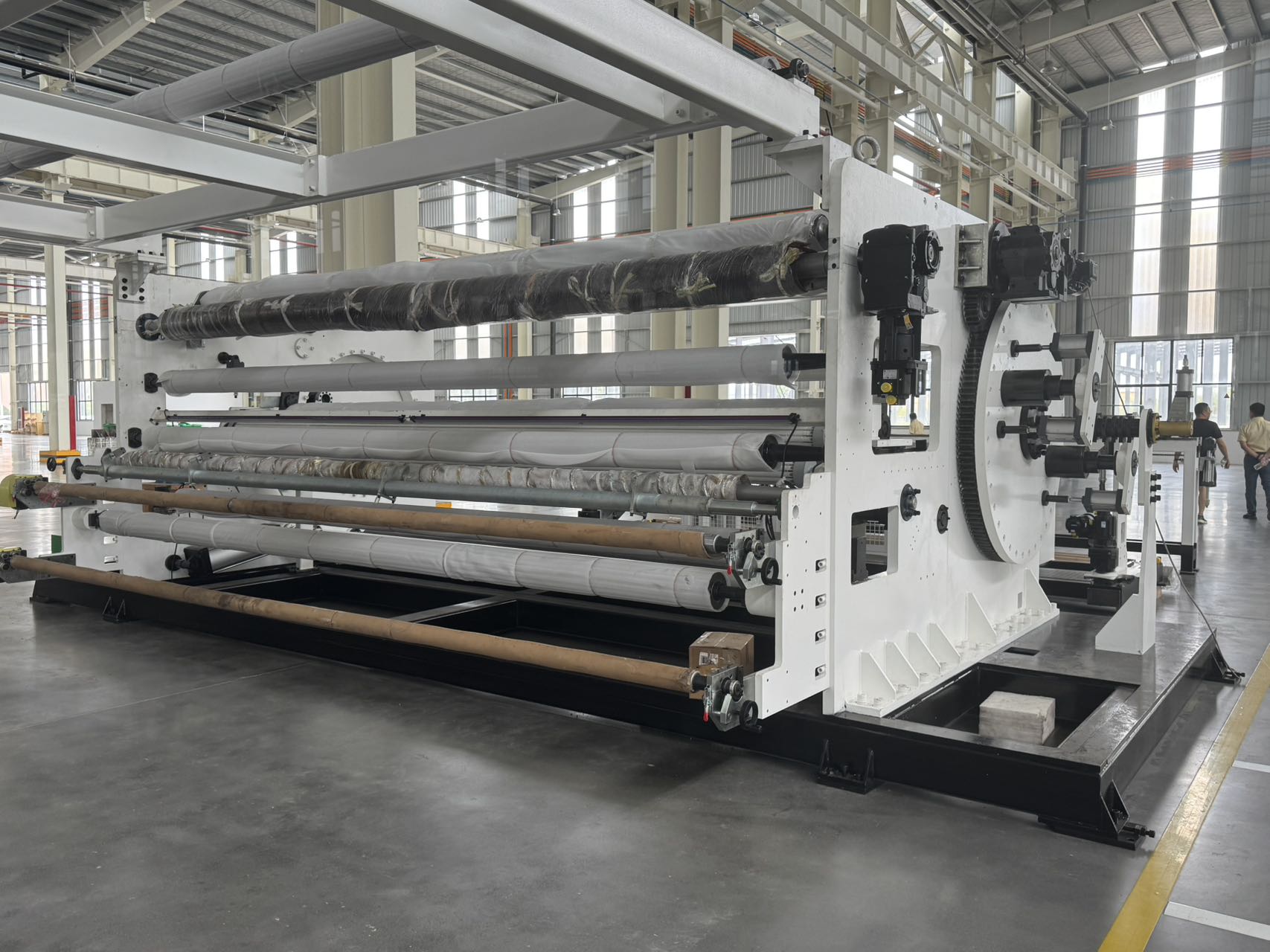 Línea de producción de máquina extrusora de película de capa intermediaria de vidrio Jwell PVB/SGP Máquina extrusora de plástico 