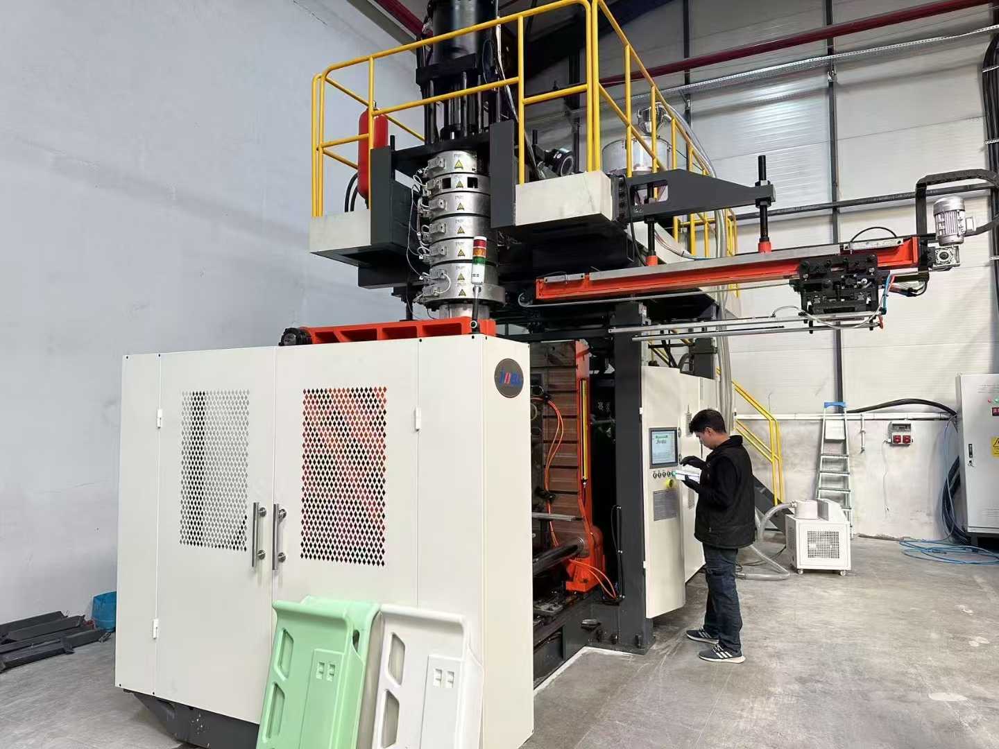 Máquina de moldeo por soplado Jwell para muebles de plástico médico, tablero de cama de hospital, estribo/cabecero